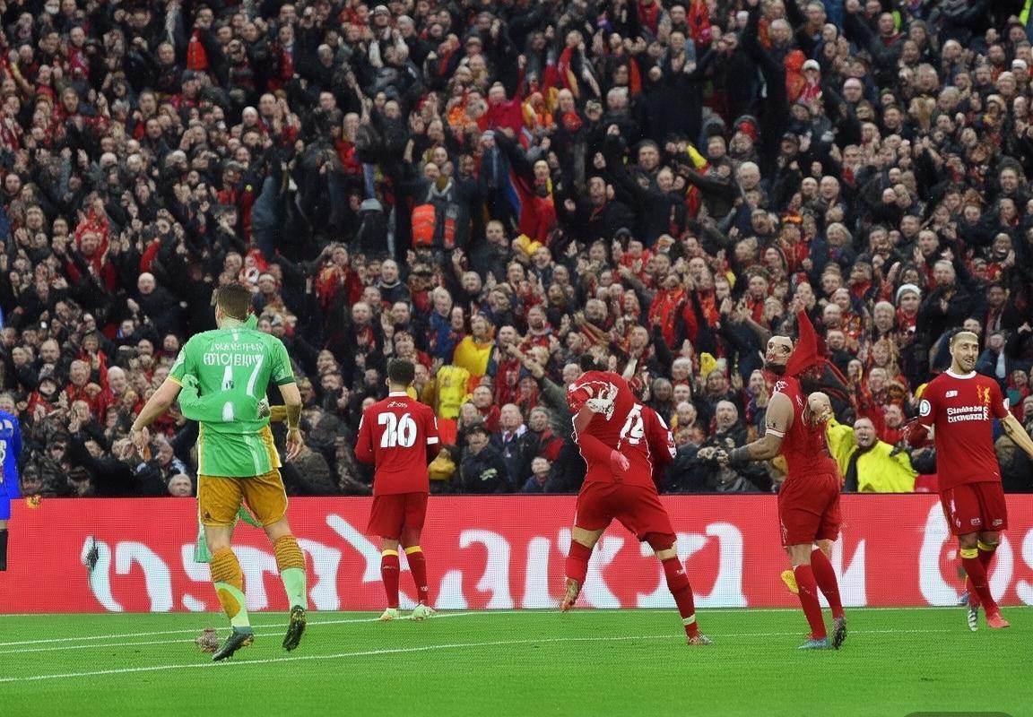 利物浦4-0大胜莱斯特城：英超焦点战精彩回顾与球员表现亮点(图2)